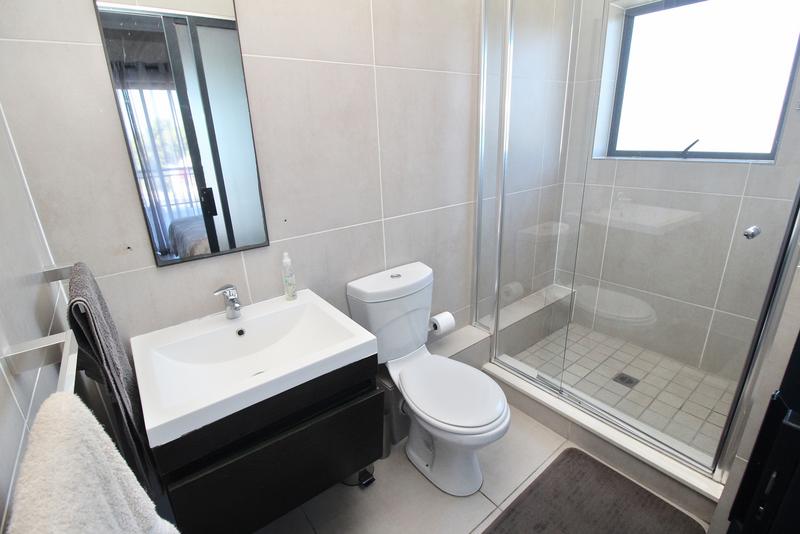 To Let 2 Bedroom Property for Rent in De Velde Western Cape